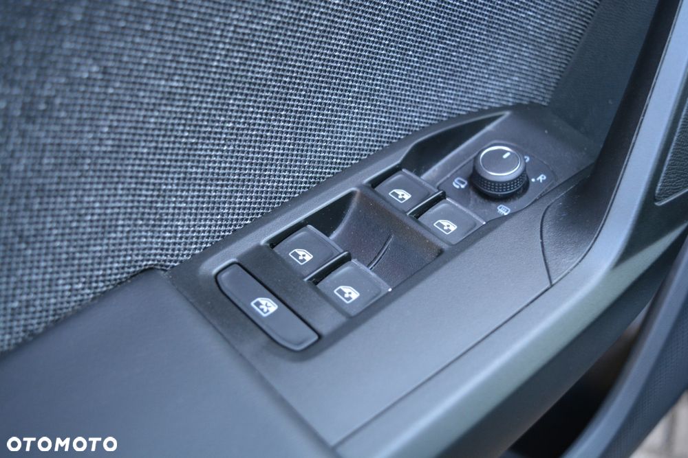 Seat Leon 2.0 TDI DSG Xcellence - 10