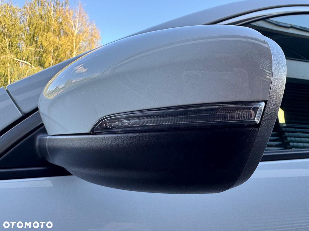 Ford Kuga 2.5 FHEV AWD Titanium eCVT - 30