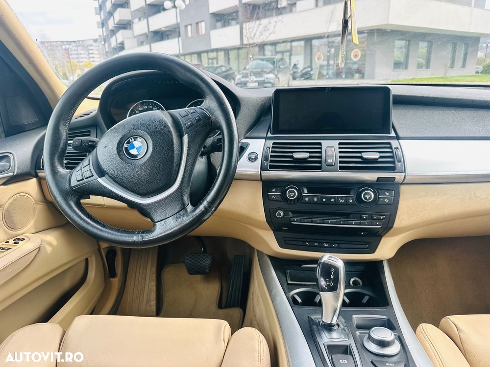 BMW X5 xDrive35d - 11