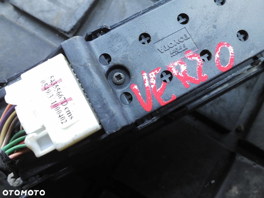 TOYOTA COROLLA VERSO II PRZEŁĄCZNIK SZYB EUROPA - 3
