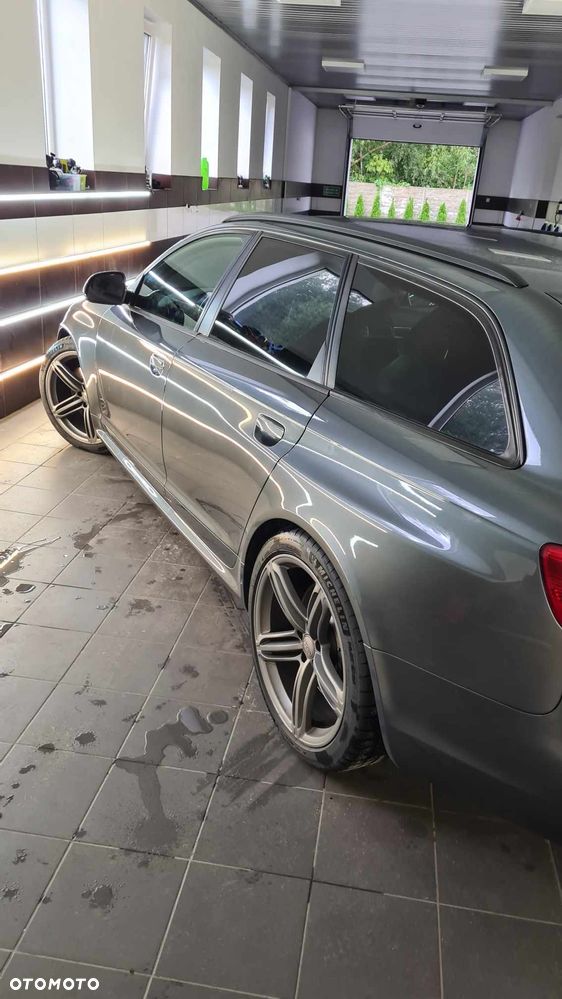 Audi RS6 Avant - 19