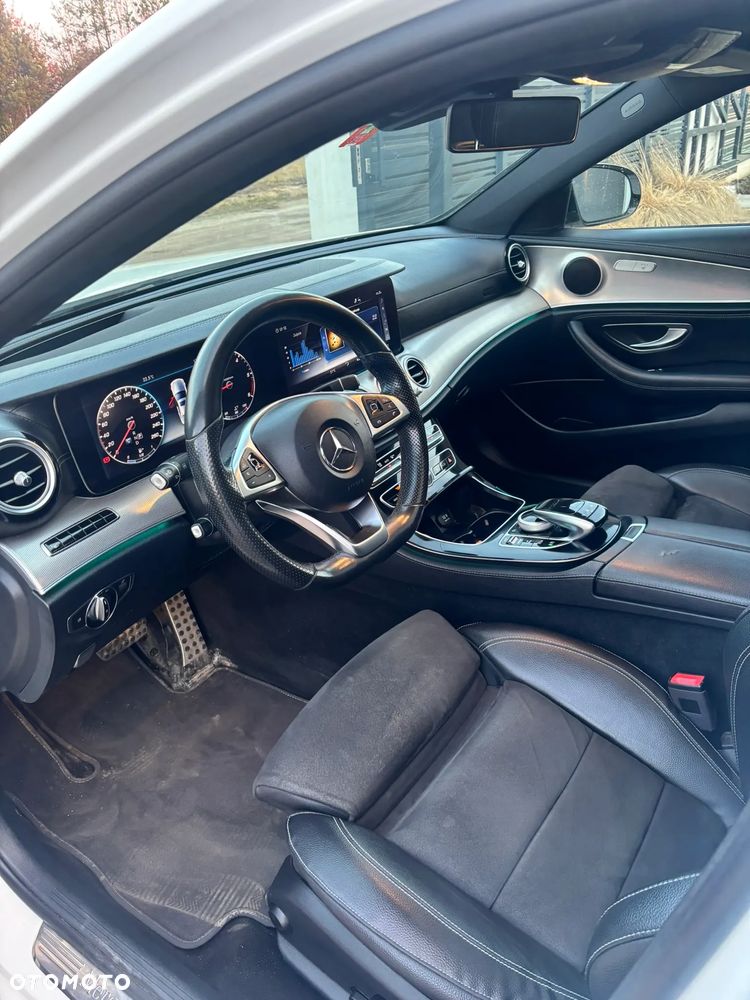 Mercedes-Benz Klasa E 220 d 9G-TRONIC AMG Line - 15