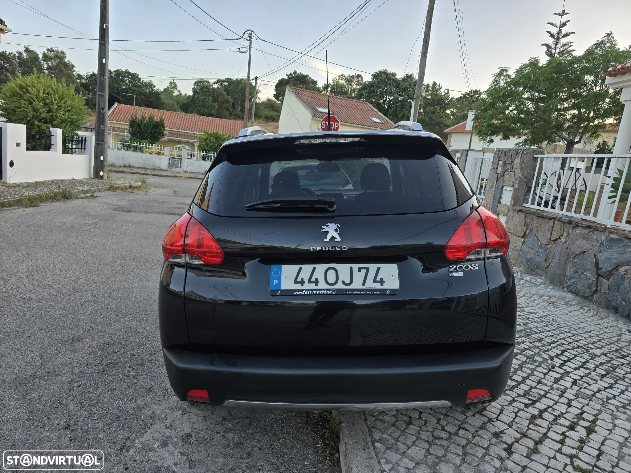 Peugeot 2008 1.6 e-HDi Allure - 4