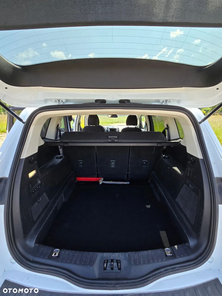 Ford S-Max - 7