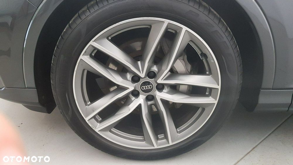 Audi Q7 - 9