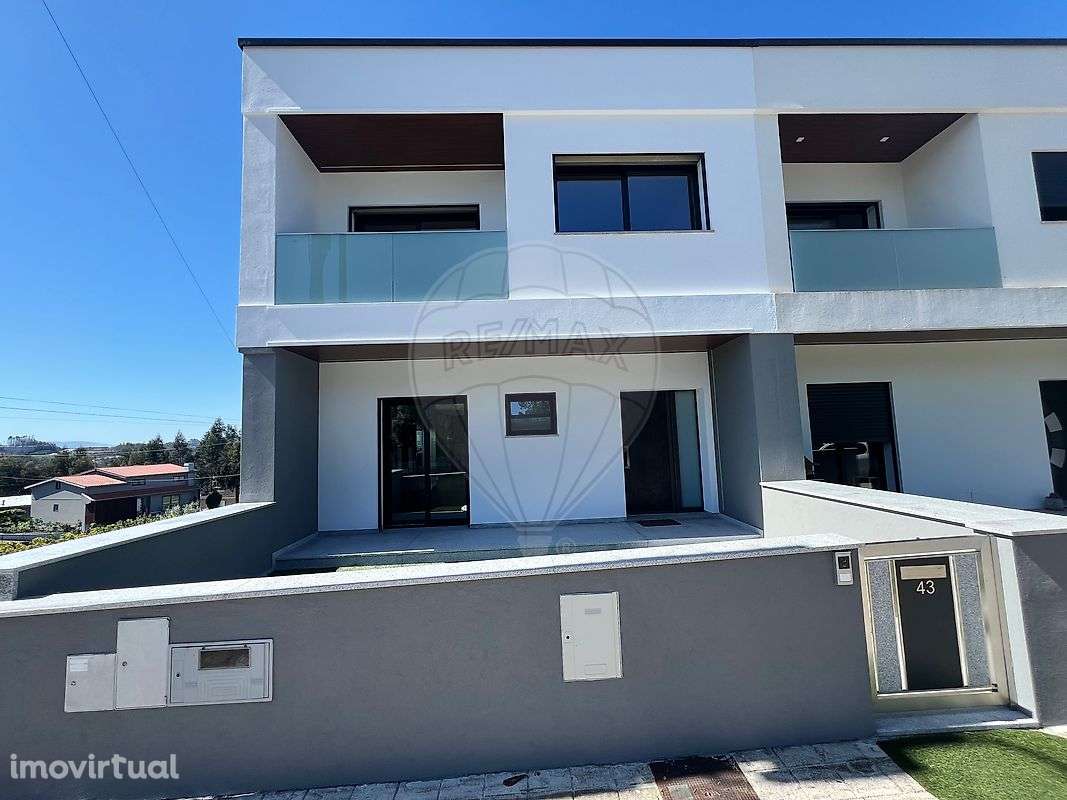 Moradia T4 para venda - Grande imagem: 2/34