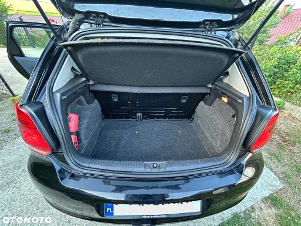 Volkswagen Polo - 4