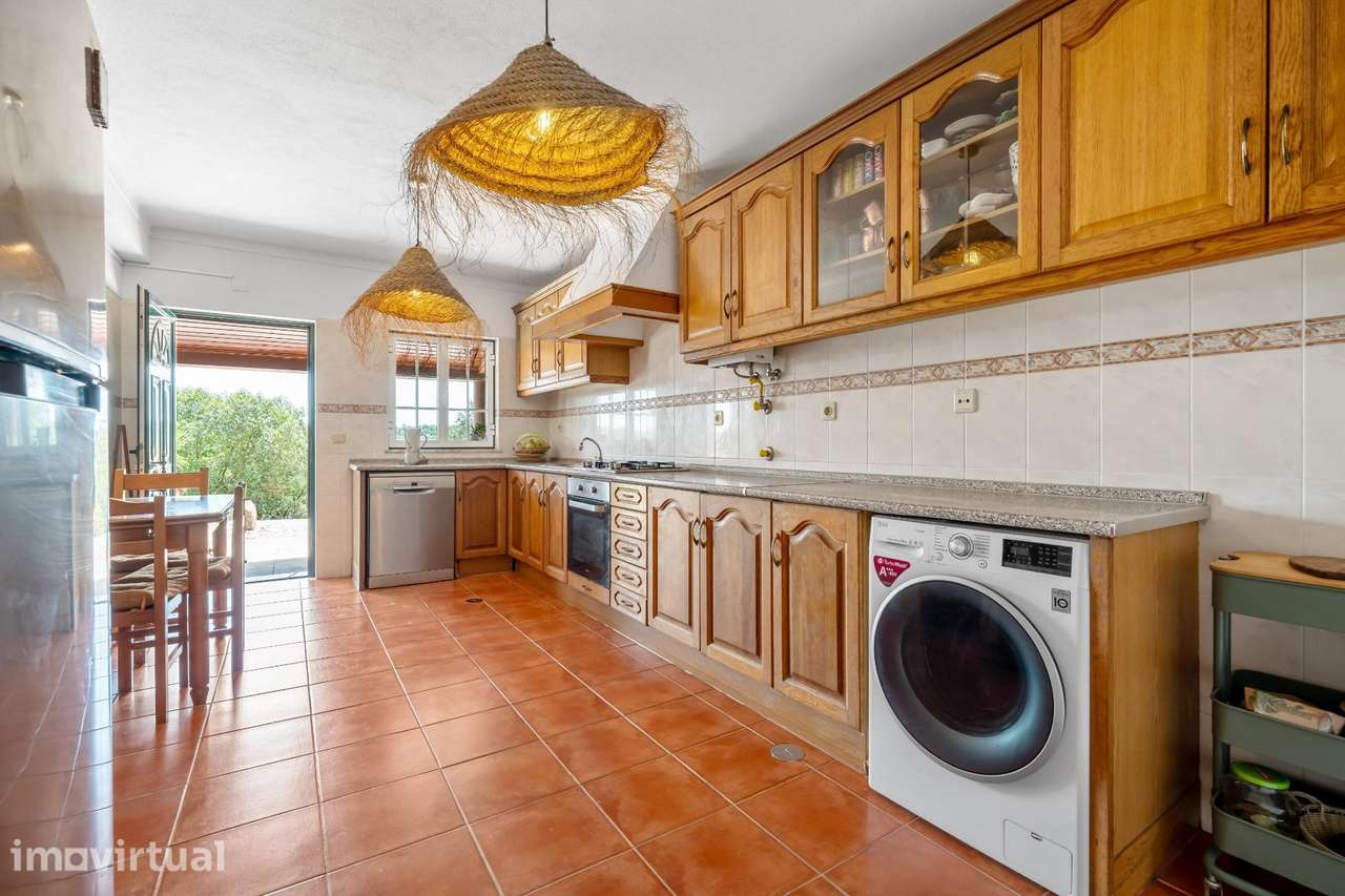 Herdade com moradia T4+1, piscina e lago - Grande imagem: 4/51