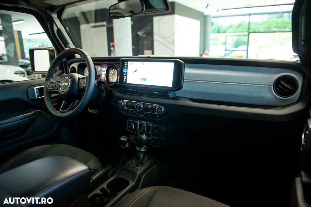 Jeep Wrangler - 21