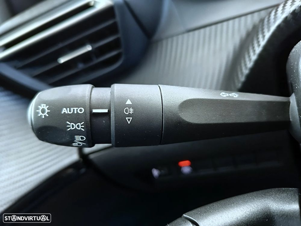 Peugeot 208 1.2 PureTech Active Pack - 21