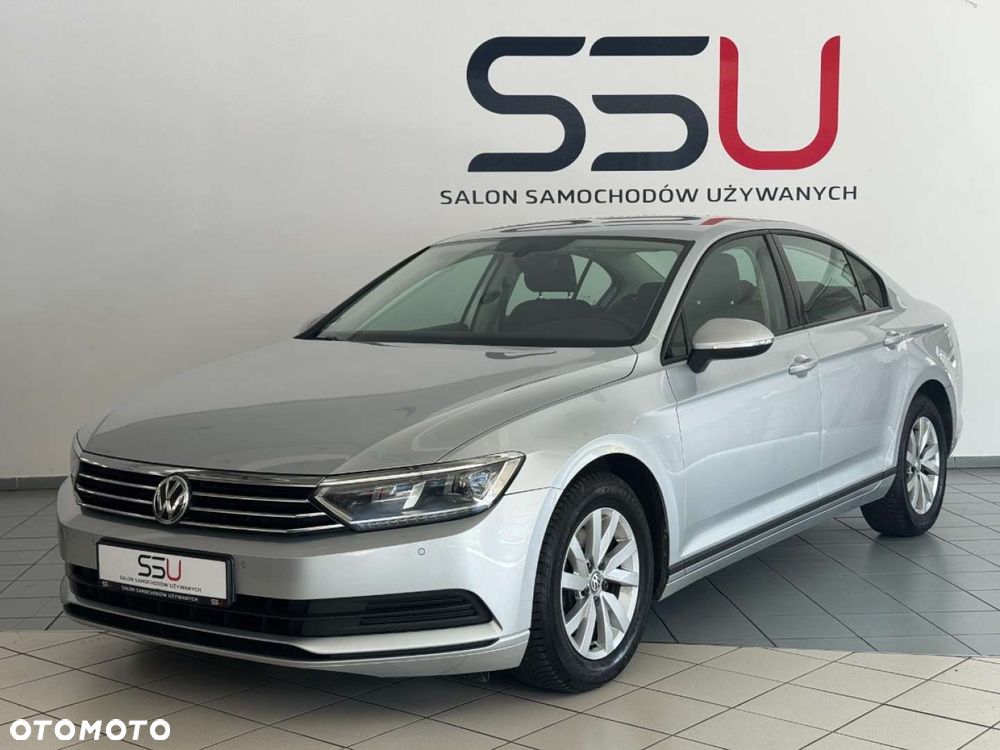 Volkswagen Passat 1.6 TDI BMT Comfortline - 1
