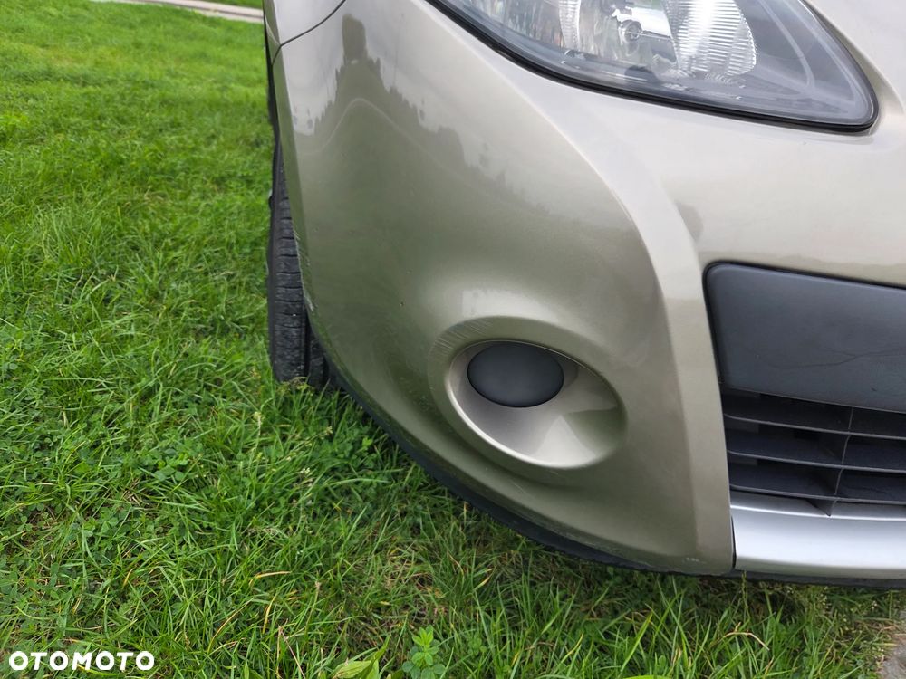 Renault Clio 1.2 16V Alize - 11