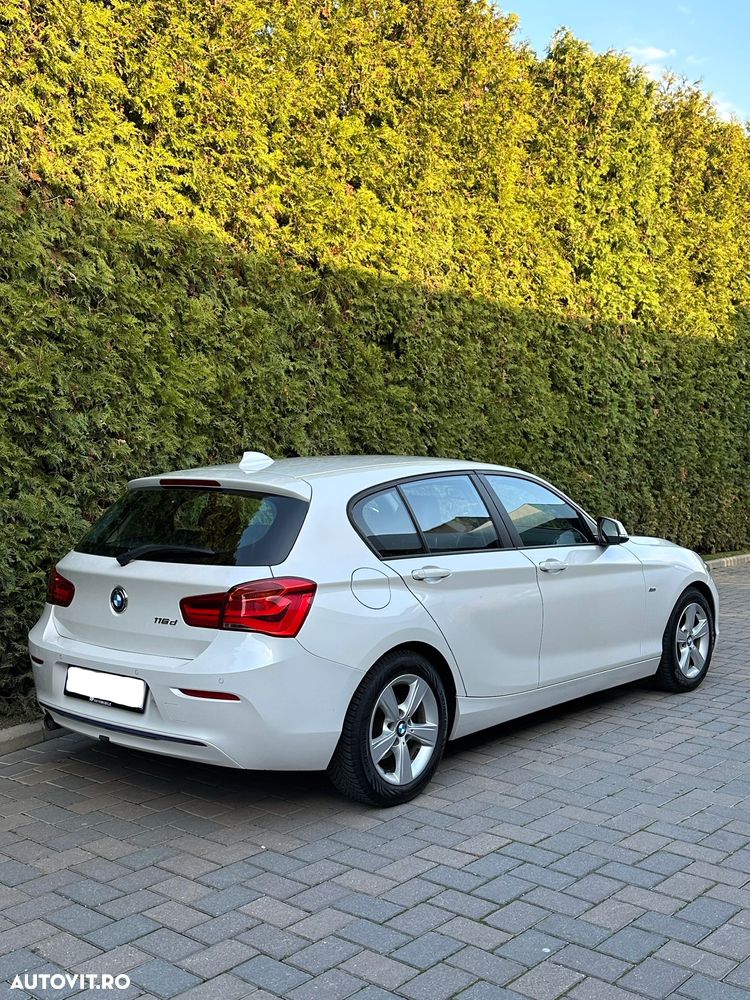 BMW Seria 1 116d EfficientDynamics Edition Sport Line - 3