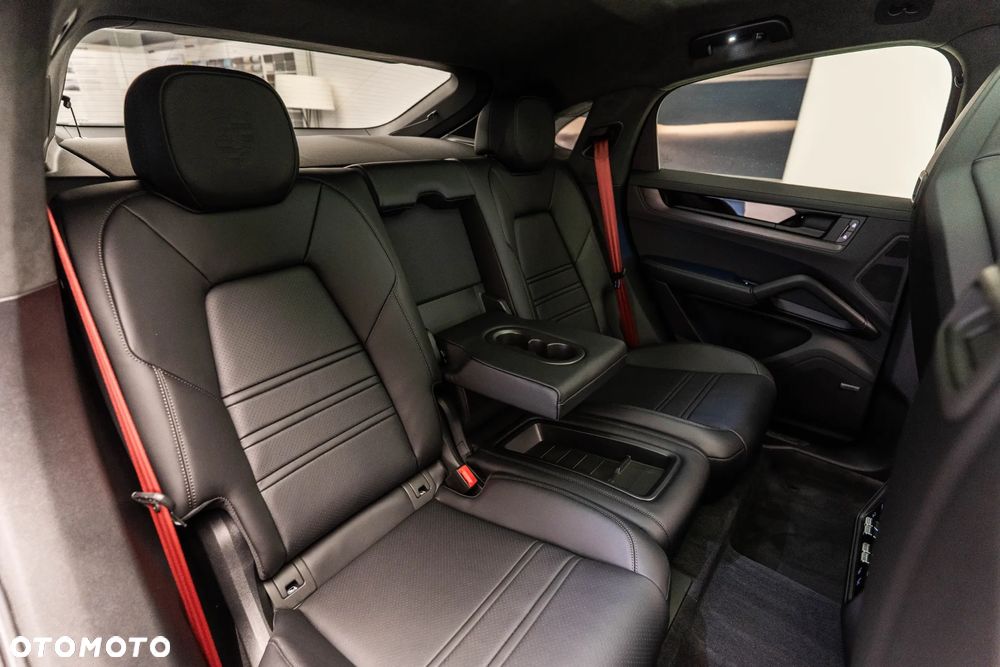 Porsche Cayenne - 14