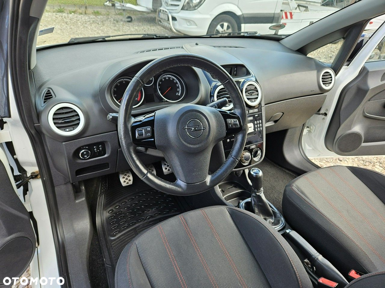 Opel Corsa - 8