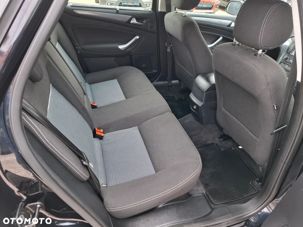 Ford Mondeo 2.0 FF Trend - 10