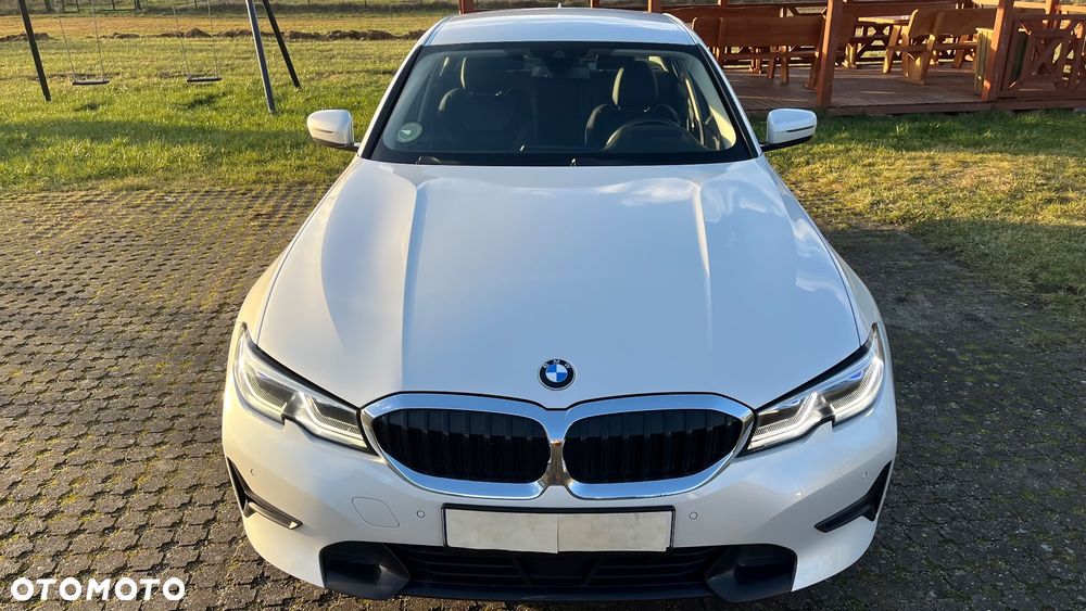BMW Seria 3 320d Sport Line Shadow sport - 9