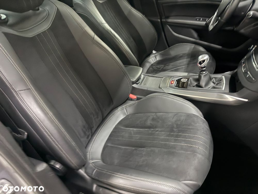 Peugeot 308 - 32