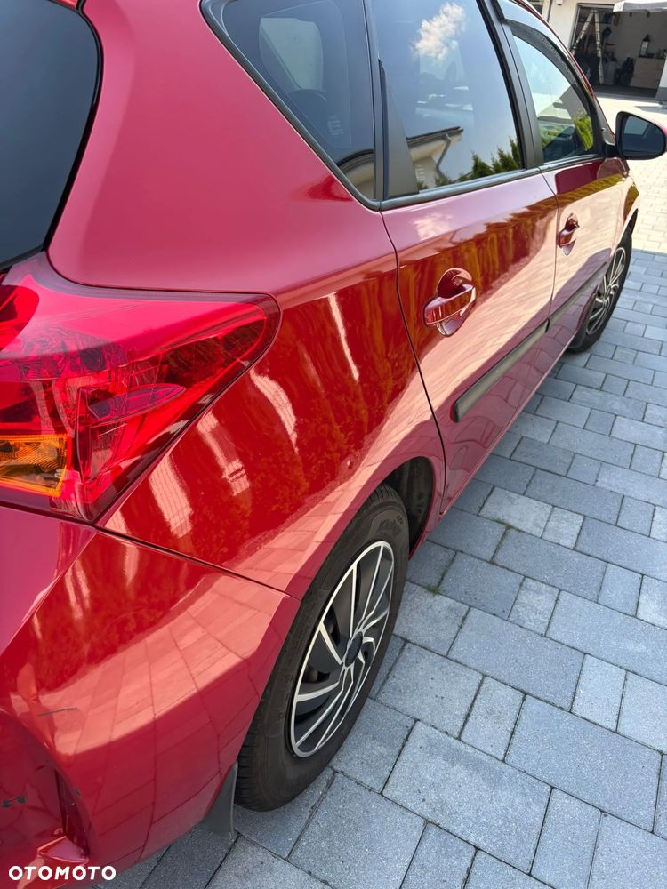 Toyota Auris 1.33 VVT-i Life Comfort - 4