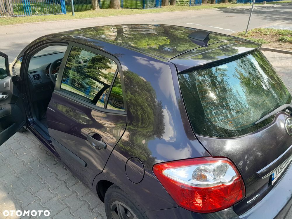 Toyota Auris 1.33 VVT-i Life - 5