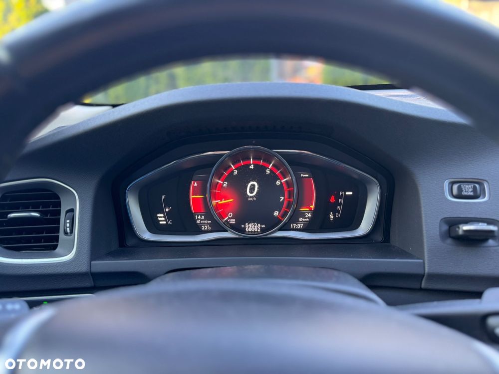 Volvo S60 T5 Summum - 9