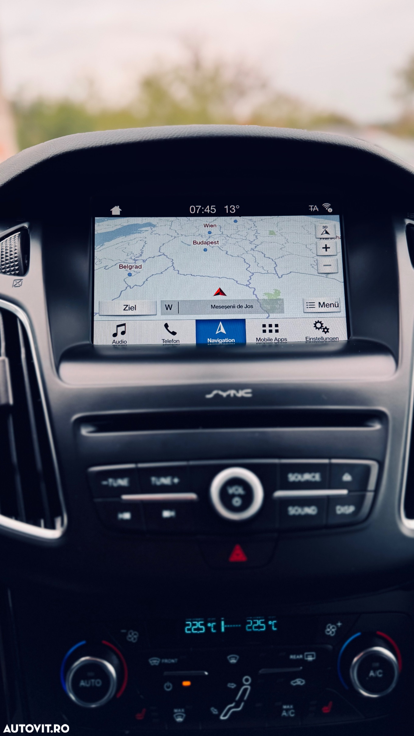 Ford Focus 1.0 EcoBoost Titanium Business - 22