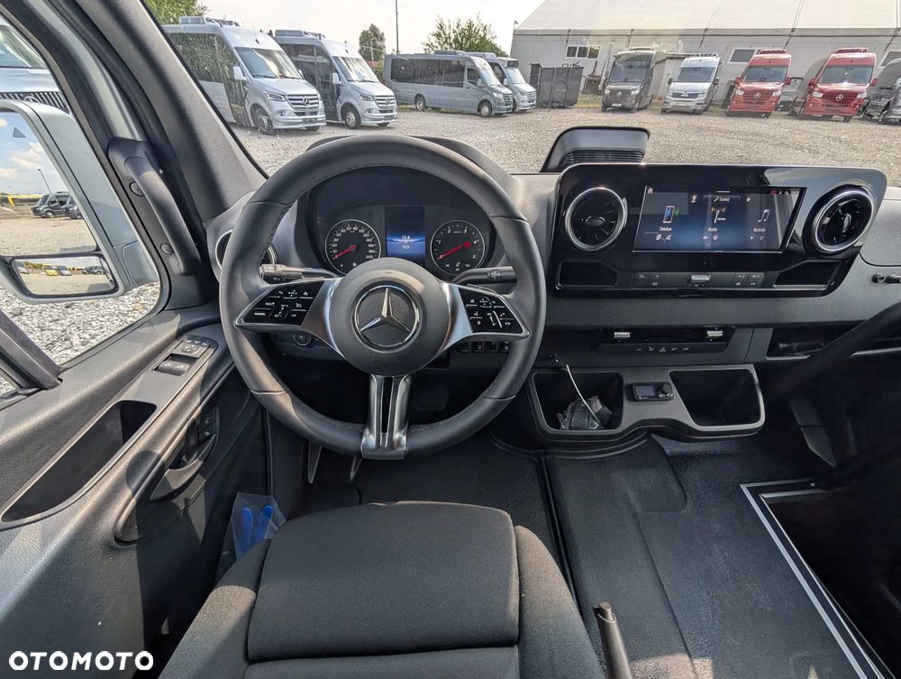 Mercedes-Benz Sprinter 519 - 16