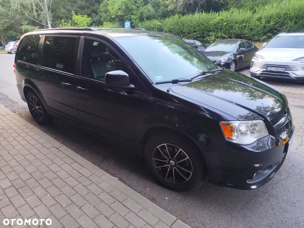 Dodge Grand Caravan 3.6 R/T - 4