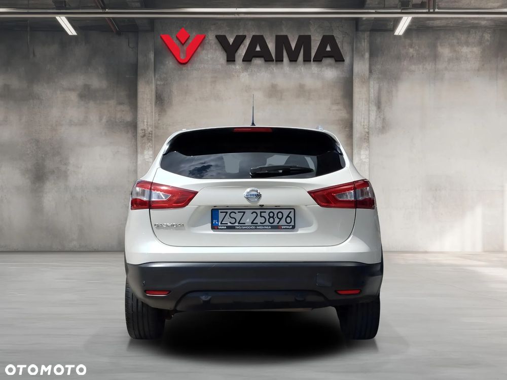 Nissan Qashqai 1.6 dCi 4x4 Tekna S&S - 4