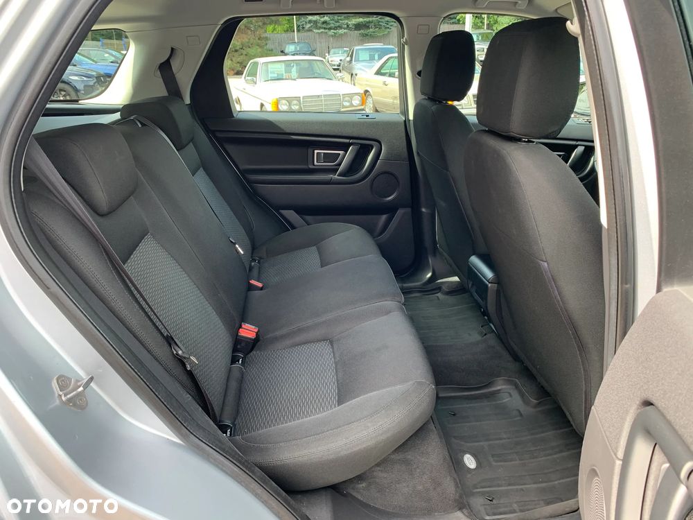 Land Rover Discovery Sport 2.0 TD4 Pure - 13