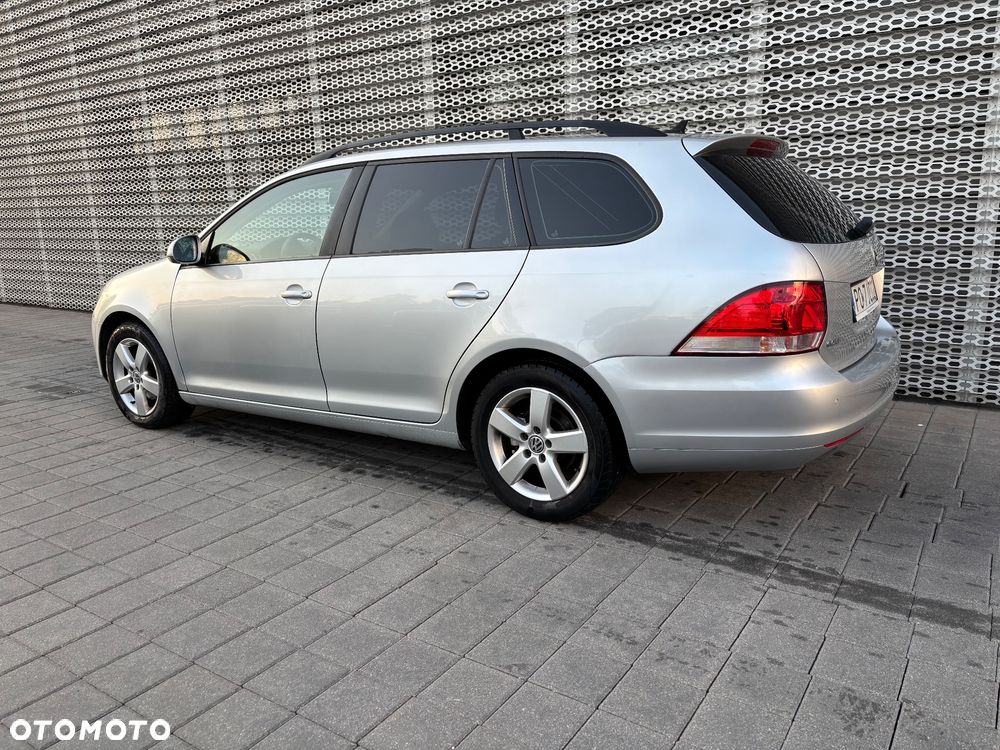 Volkswagen Golf - 3