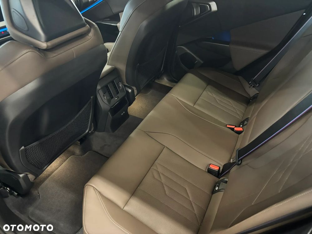 BMW X3 xDrive20d mHEV - 19