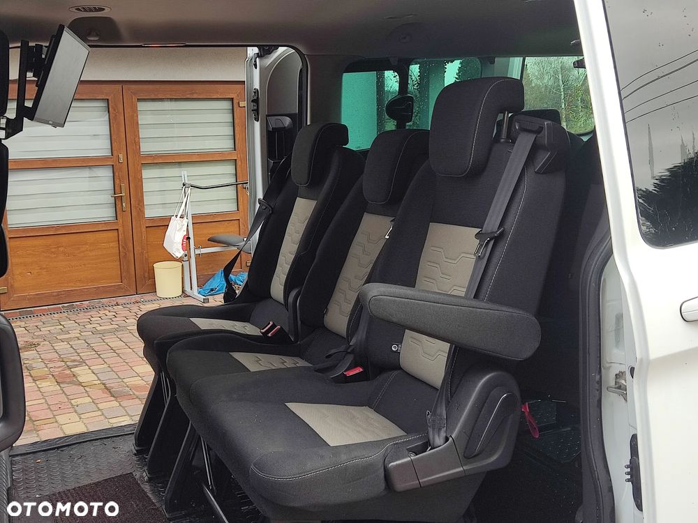 Ford Tourneo Custom - 7