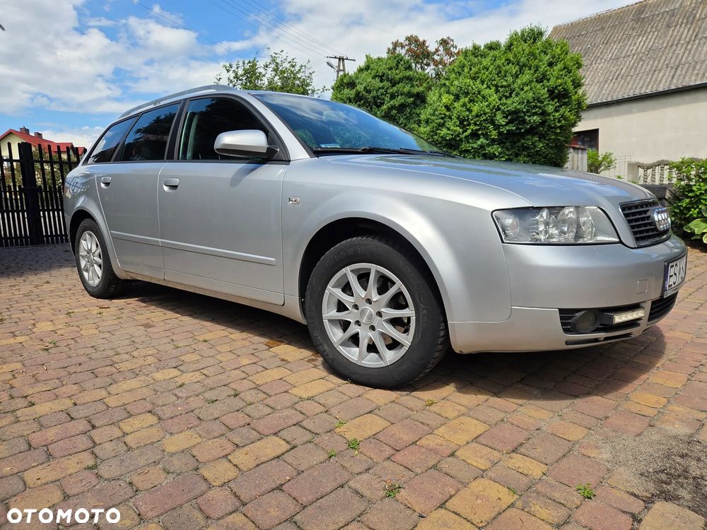 Audi A4 Avant - 8