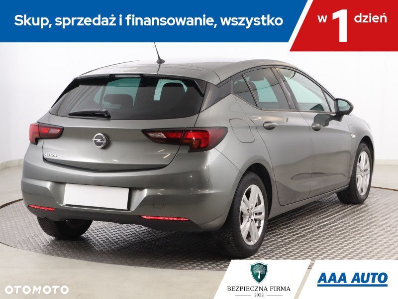 Opel Astra - 6