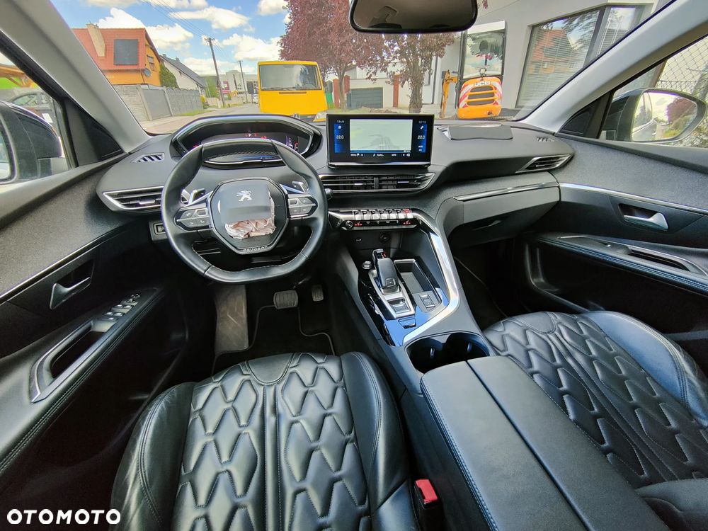 Peugeot 3008 BlueHDi 130 Stop & Start EAT8 Allure Pack - 24