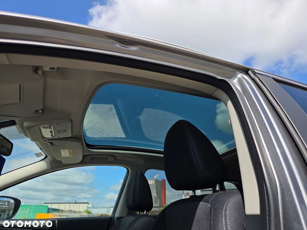 Nissan Qashqai 1.2 DIG-T Tekna Xtronic - 37