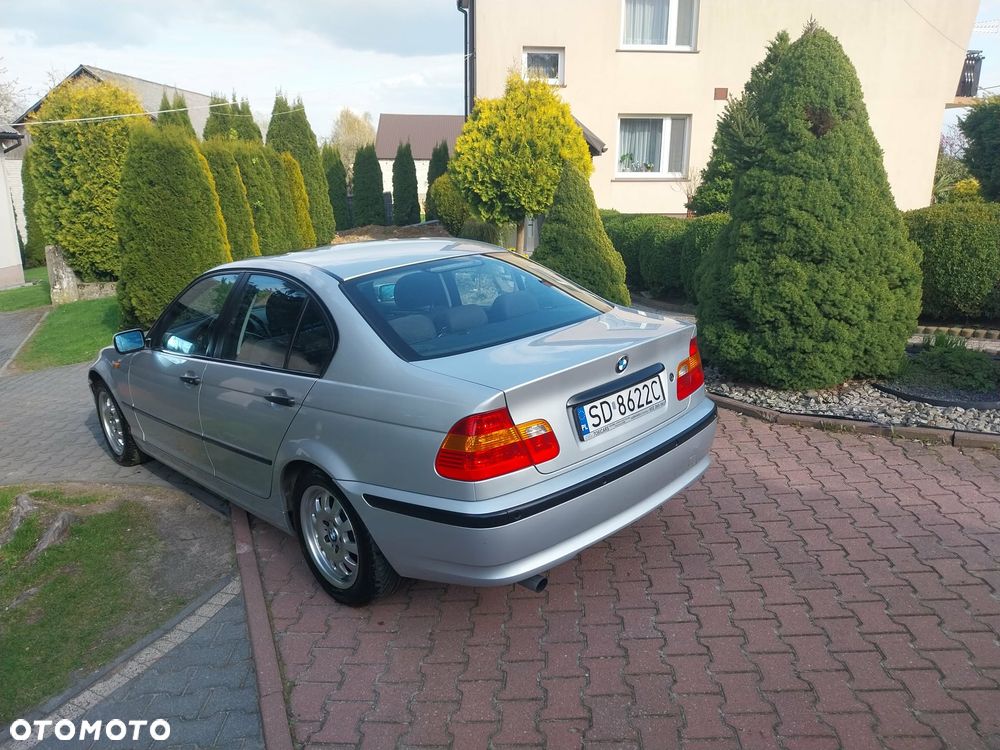 BMW Seria 3 316i Edition Exclusive - 18