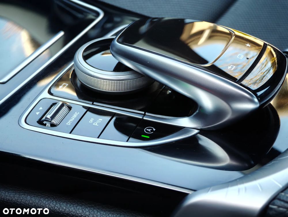 Mercedes-Benz Klasa C 180 7G-TRONIC - 19