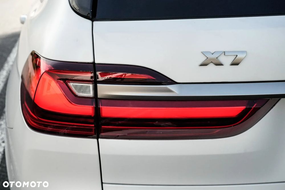 BMW X7 M50d - 14