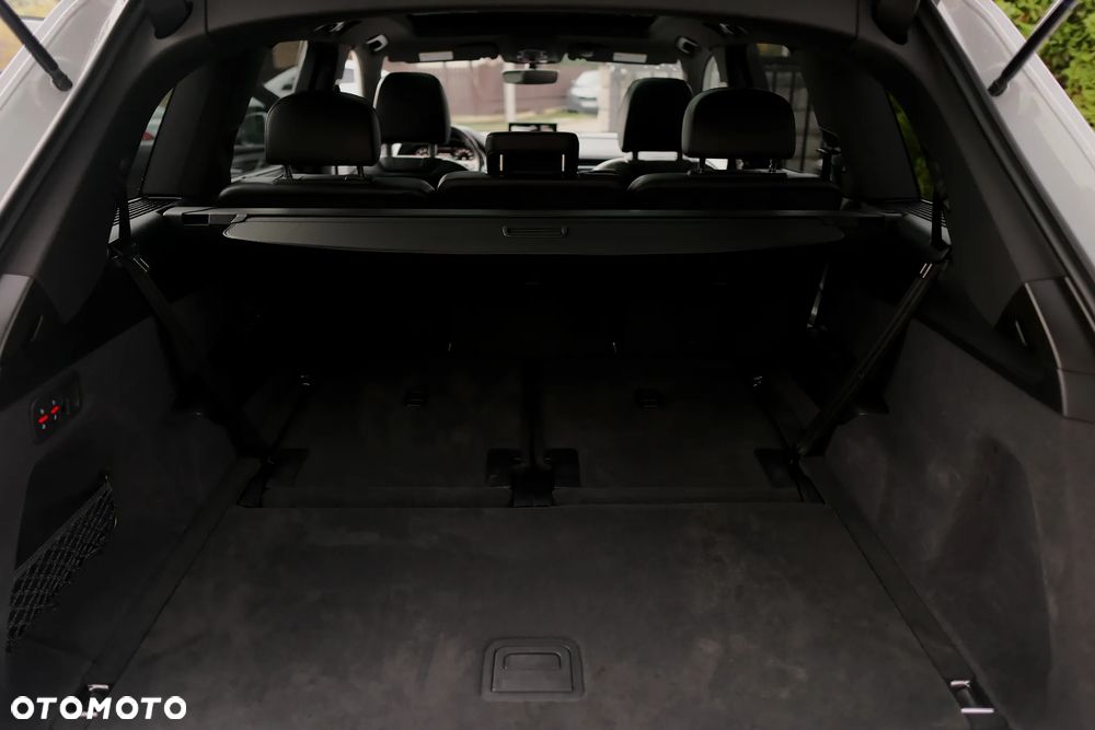 Audi Q7 3.0 TFSI Quattro Tiptronic - 30