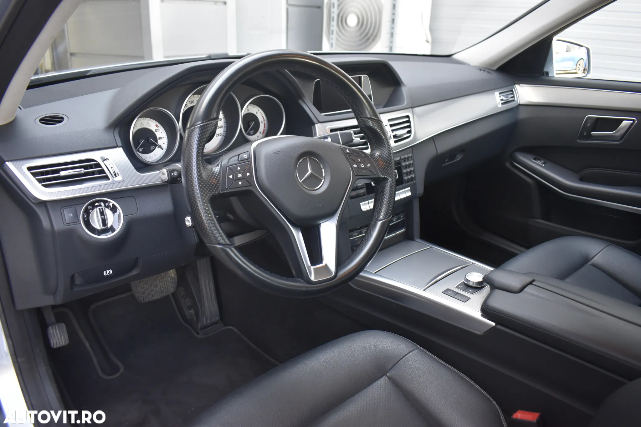Mercedes-Benz E 250 CDI 4MATIC Aut. - 28