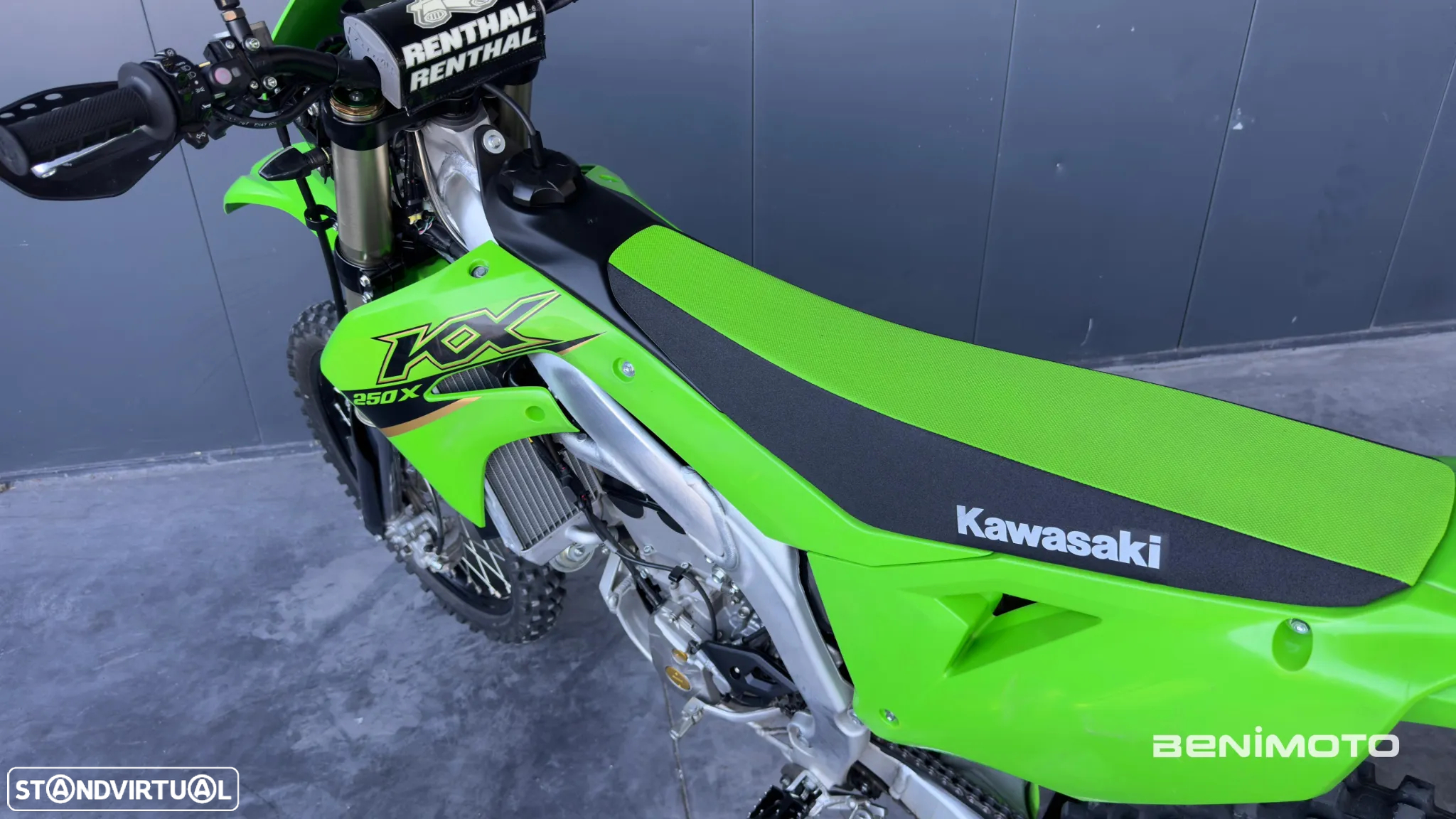 Kawasaki KX 250 X - 11