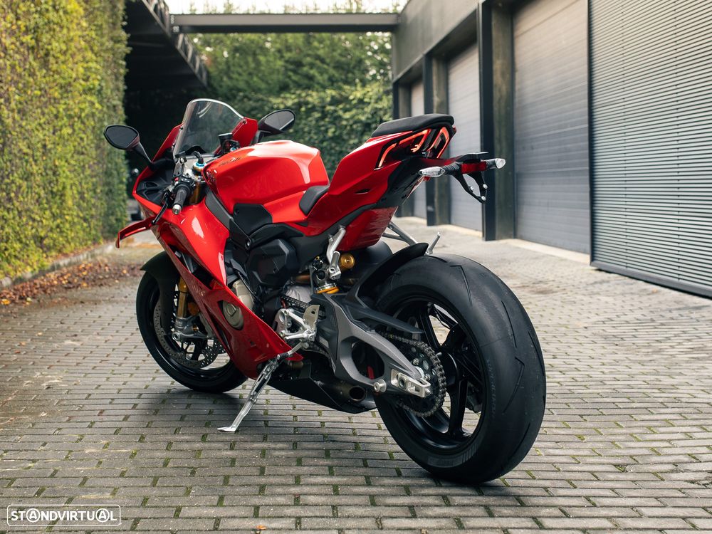 Ducati Panigale V4 S - 9