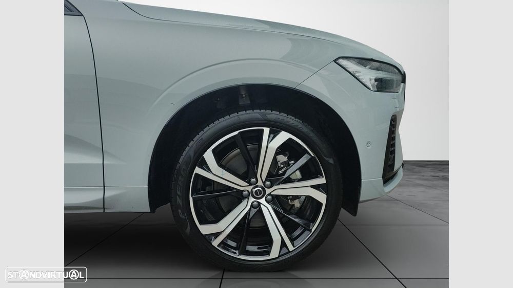 Volvo XC 60 2.0 T6 PHEV Ultra Dark AWD - 10