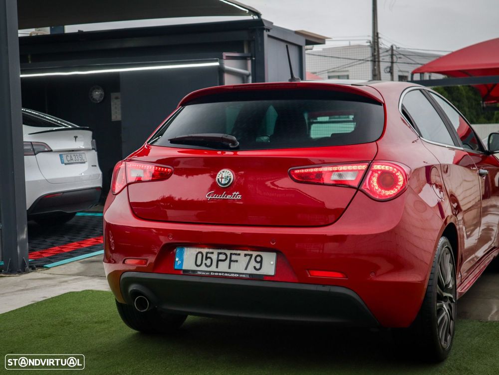 Alfa Romeo Giulietta 1.6 JTDm Exclusive - 7
