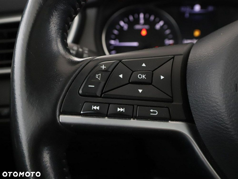 Nissan Qashqai 1.6 DCi N-Connecta - 30