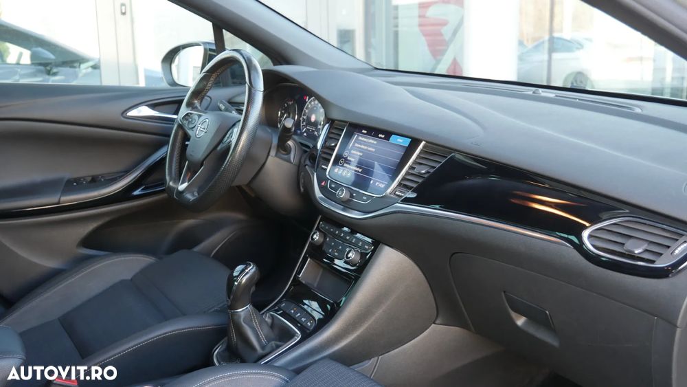 Opel Astra 1.5 D Start/Stop Design&Tech - 18