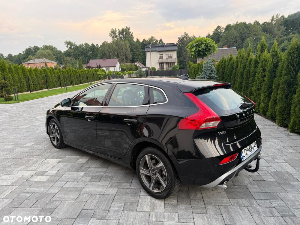 Volvo V40 D4 Drive-E R-Design Summum - 17