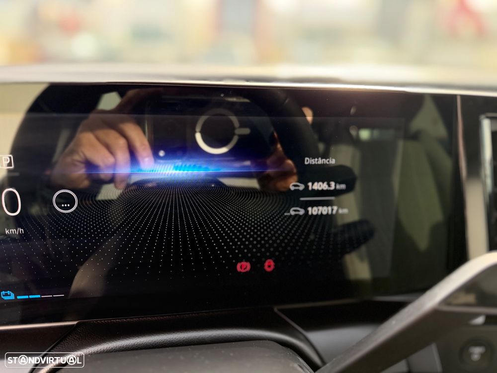 Renault Mégane E-Tech - 17